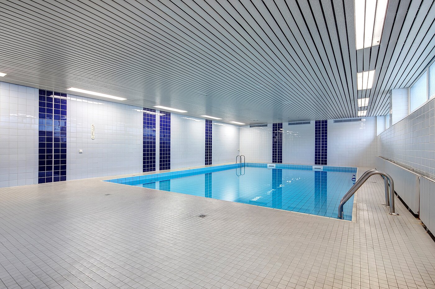 フラット 部屋数 1.5 部屋 | München-Sendling-Westpark | 2207ML4 | Hauseigenes Hallenbad mit...