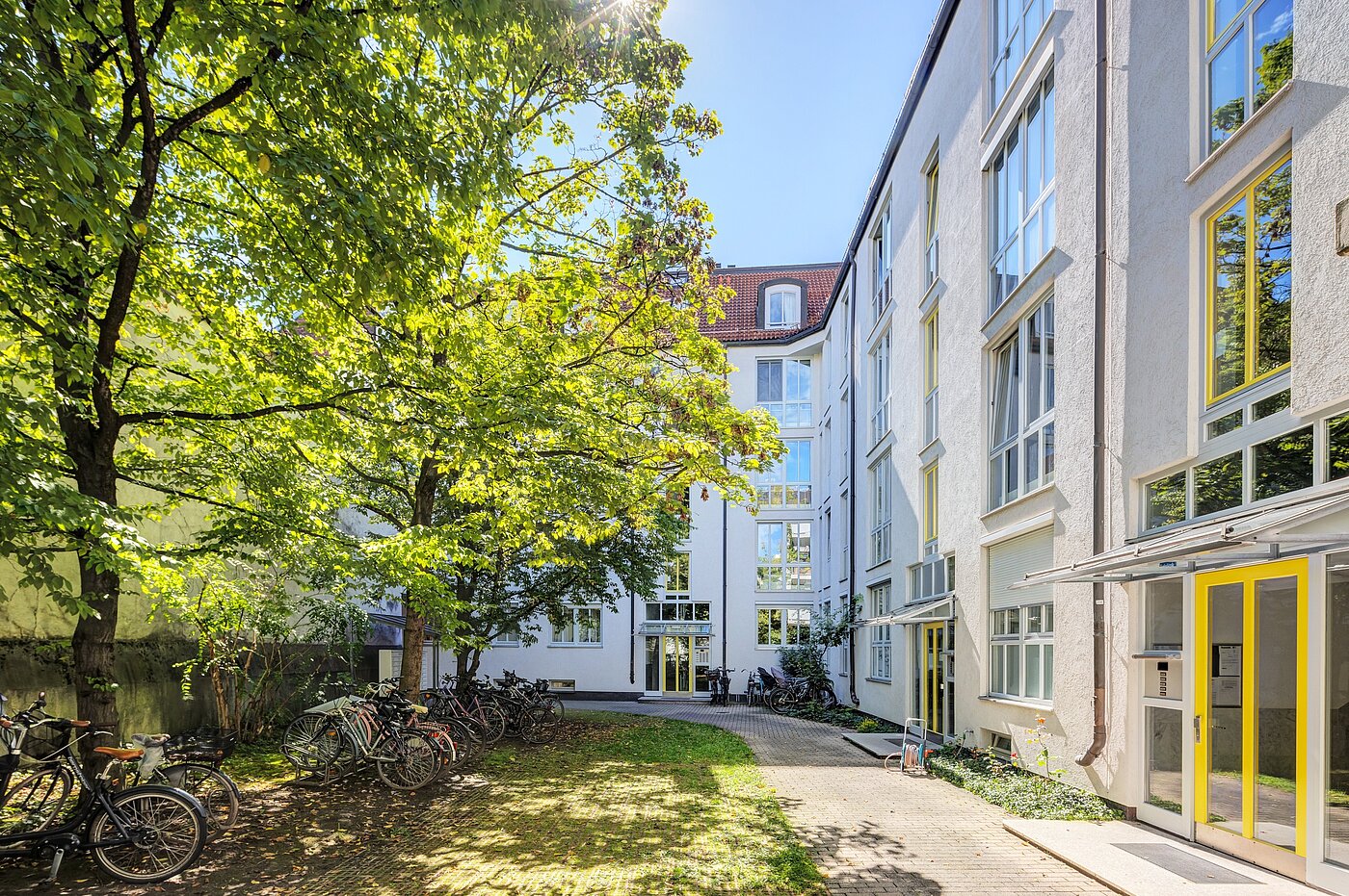 フラット 部屋数 1 部屋 | München-Schwabing | 70249 | Hauseingang