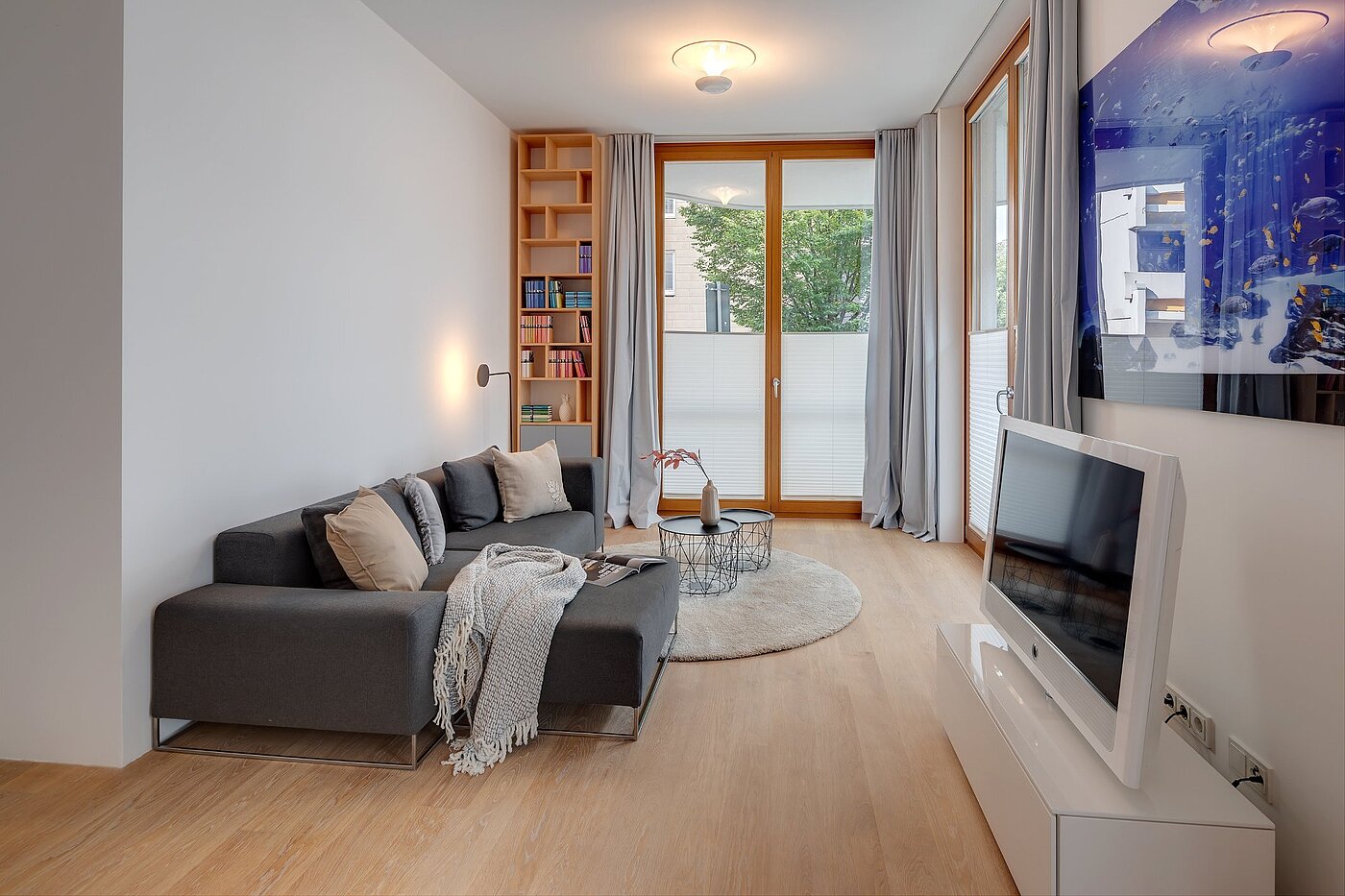 レイズド・グラウンドフロアー（一階が地表よりも高い） 部屋数 3 部屋 | München-Sendling | 2009ML8 | Sehr schöner Wohnraum...