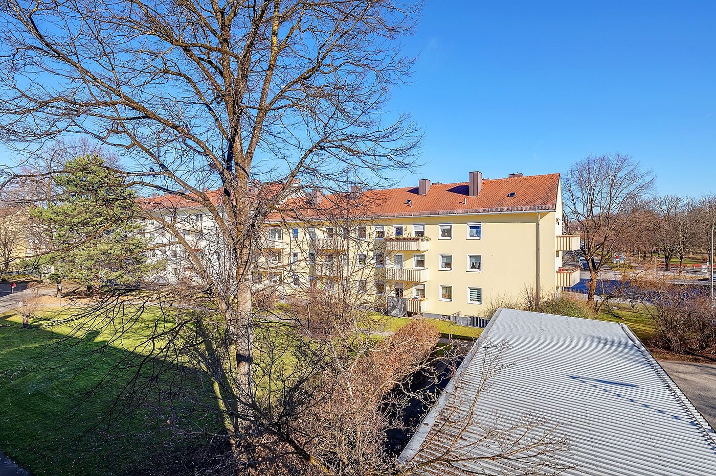 フラット 部屋数 4 部屋 | München-Berg am Laim | 2002ML3 | Blick vom Balkon
