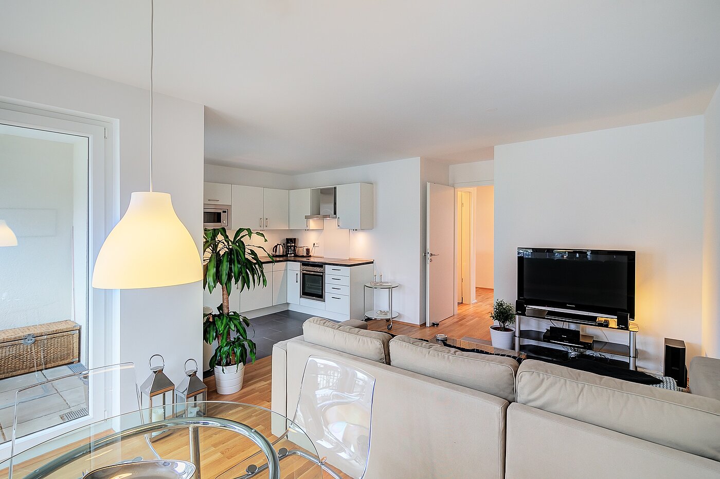 フラット 部屋数 3 部屋 | München-Moosach | 70164 | ...mit Zugang zur Loggia