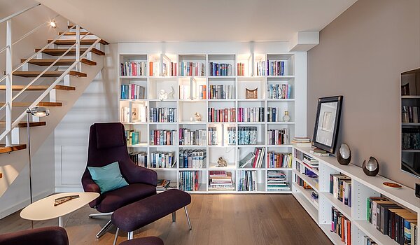 フラット 部屋数 5 部屋 | München-Maxvorstadt | 1807ML1 | Fernseh- und Leseraum