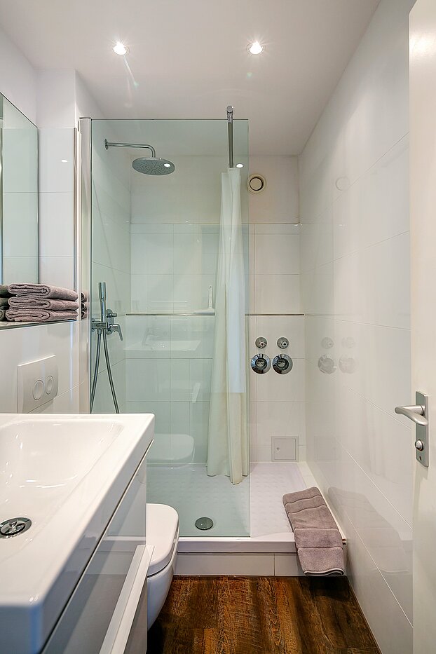 フラット 部屋数 1 部屋 | München-Forstenried | 2111ML1 | Bad mit Dusche...