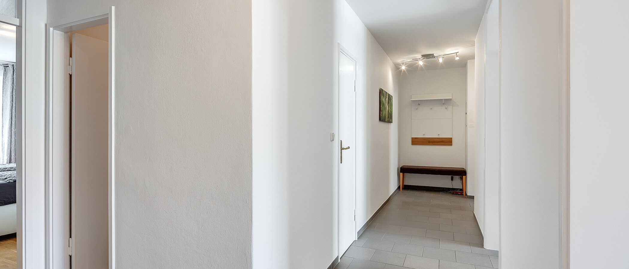 マンション München Neuhausen 04 玄関入り口 10004