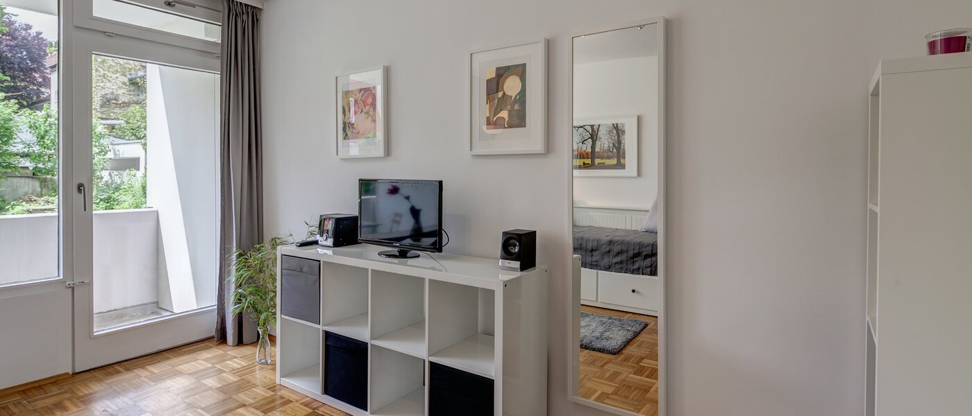 アパルトマン München Schwabing-Nord (zw. Leopoldstraße & Englischen Garten) 02 リビングエリア 10010