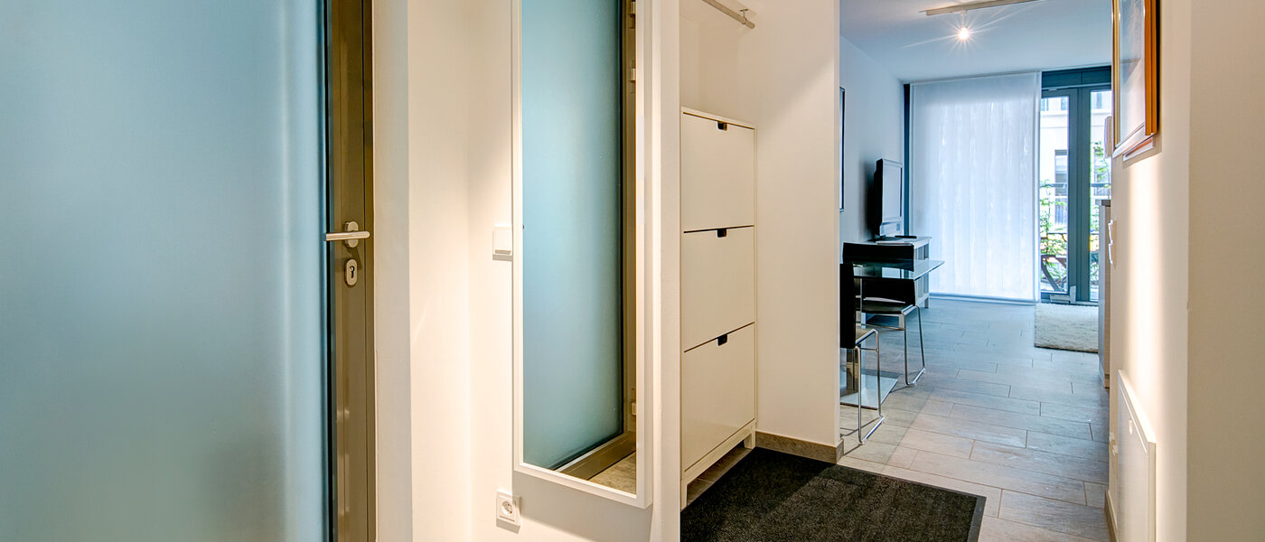 マンション München Lehel 03 玄関入り口 10017