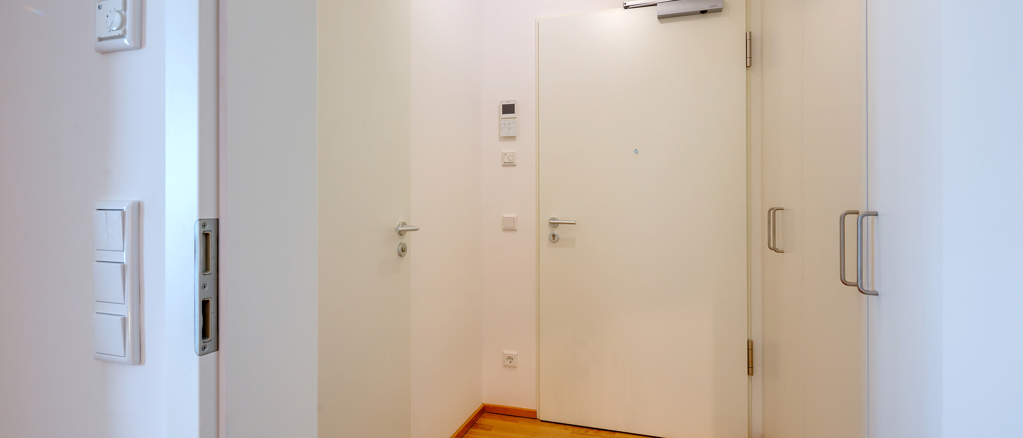 マンション München Moosach 01 玄関入り口 10026