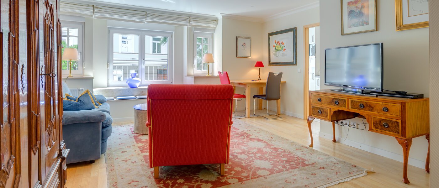 マンション München Neuhausen 02 リビングルーム 10045