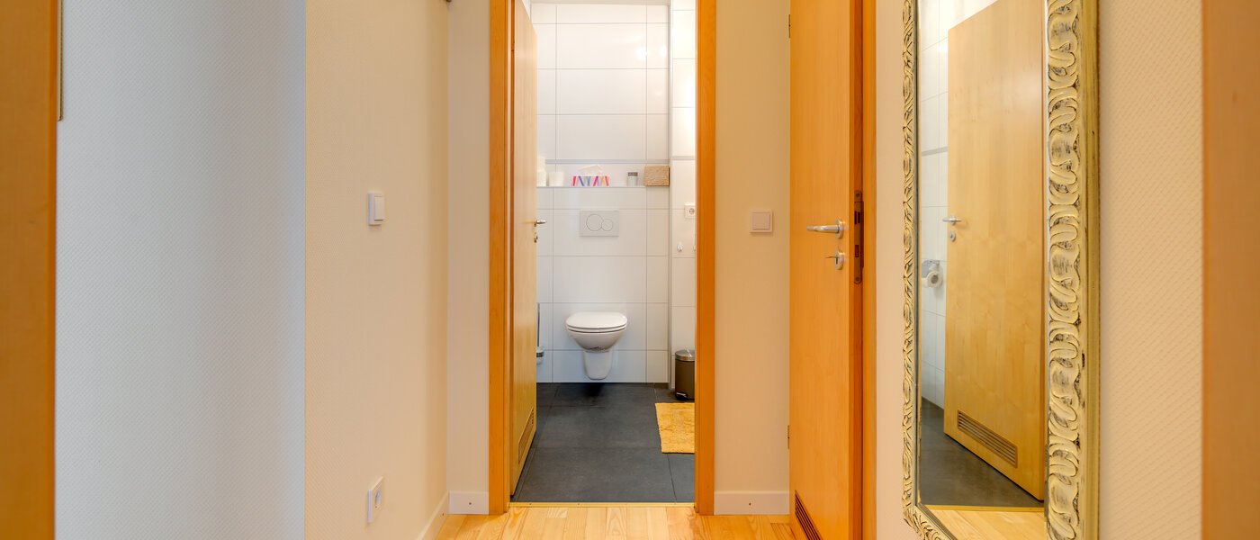 マンション München Neuhausen 01 玄関入り口 10045