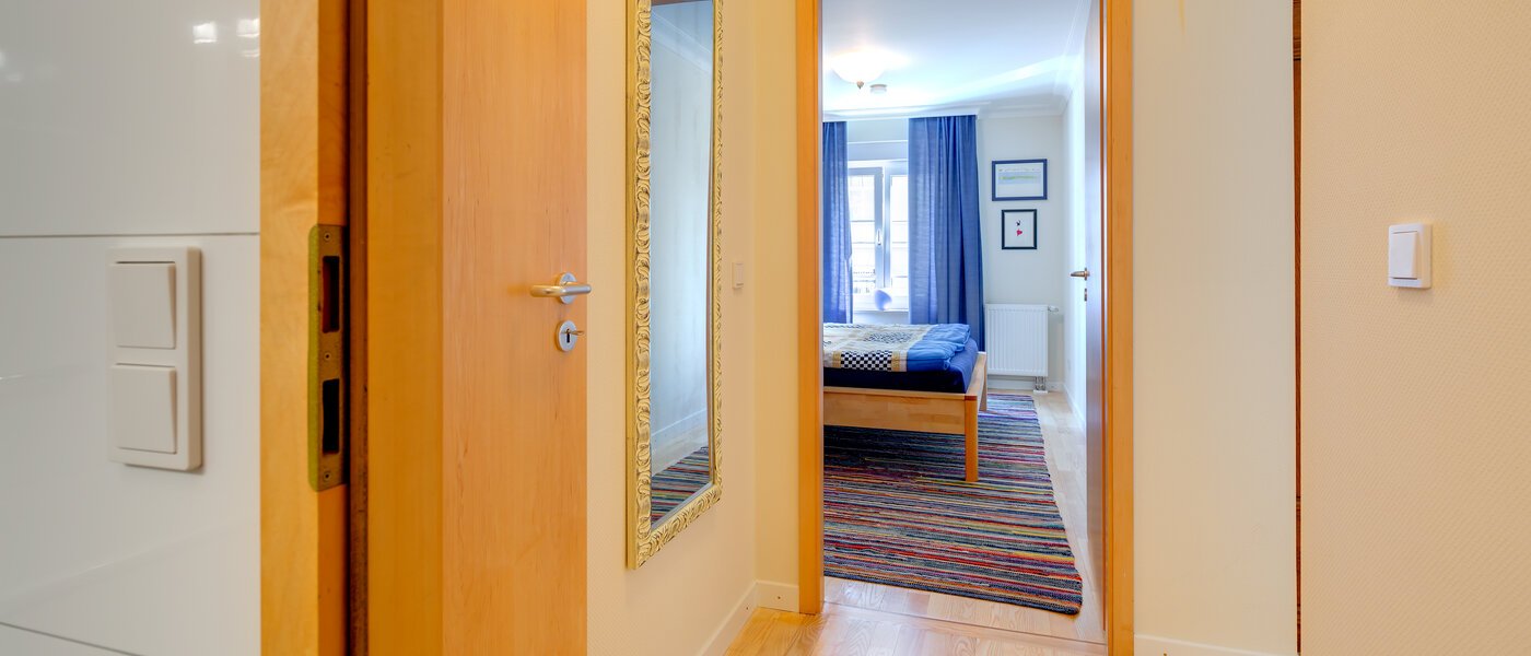 マンション München Neuhausen 02 玄関入り口 10045