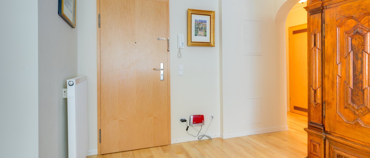 マンション München Neuhausen 03 玄関入り口 10045