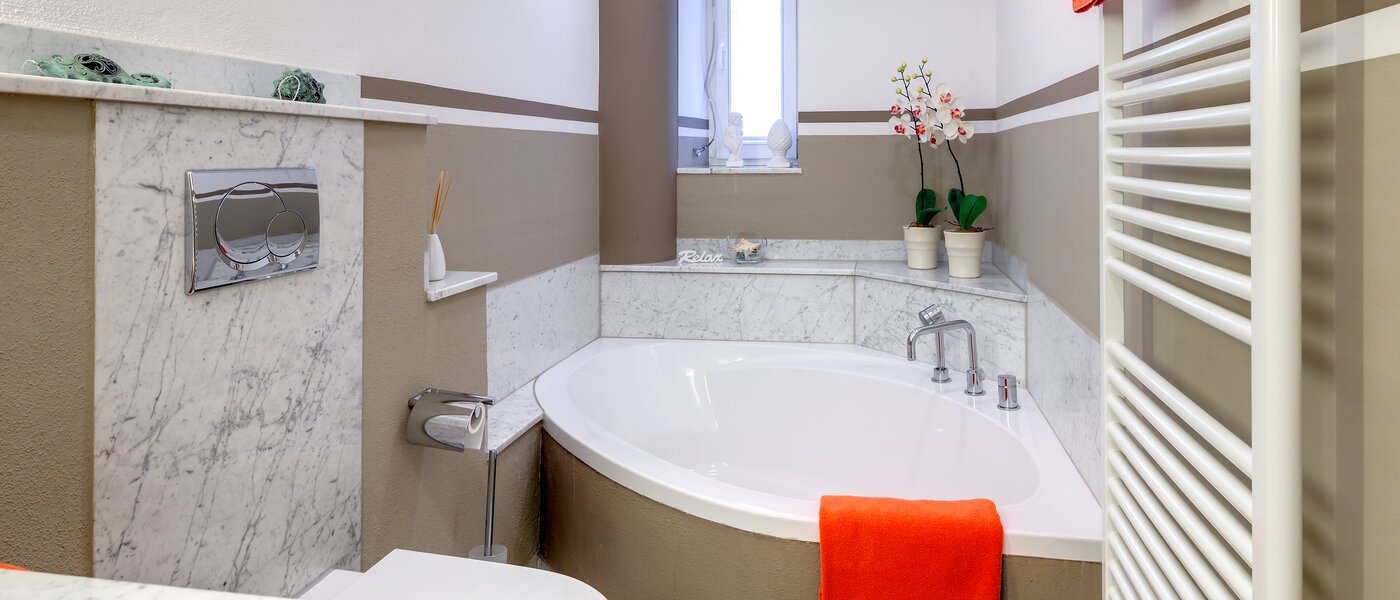 庭付き住宅 München Schwabing-West (rund um den Bonner Platz) 01 浴室 10060