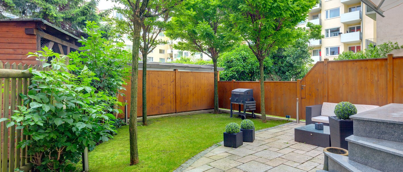 庭付き住宅 München Schwabing-West (rund um den Bonner Platz) 02 庭 10060