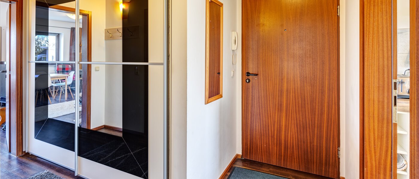 マンション München Pasing 01 玄関入り口 10073