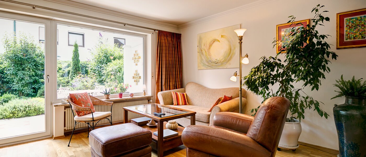 テラスハウス München Fasangarten 01 リビングルーム 10099