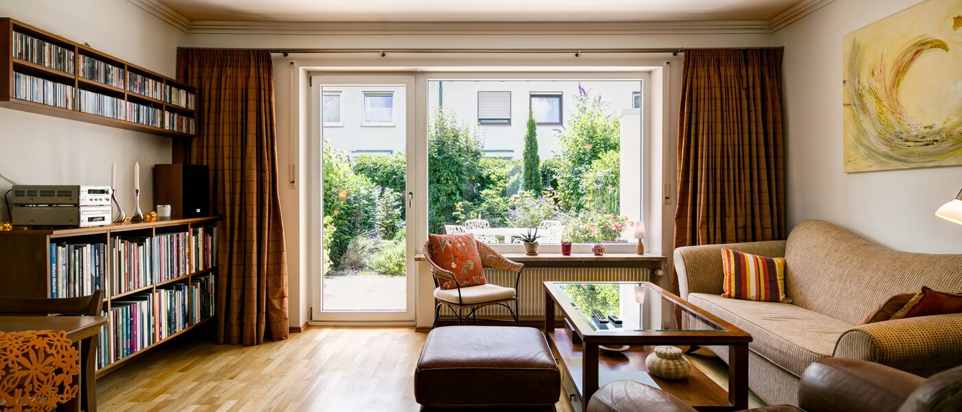 テラスハウス München Fasangarten 02 リビングルーム 10099