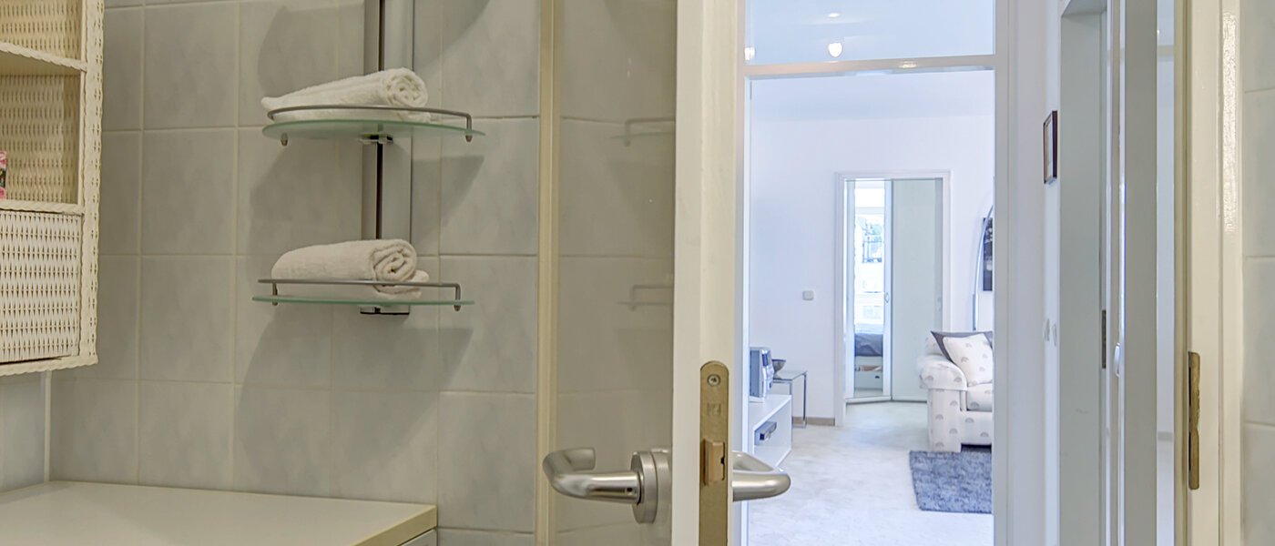 マンション München Neuhausen 04 浴室 10124