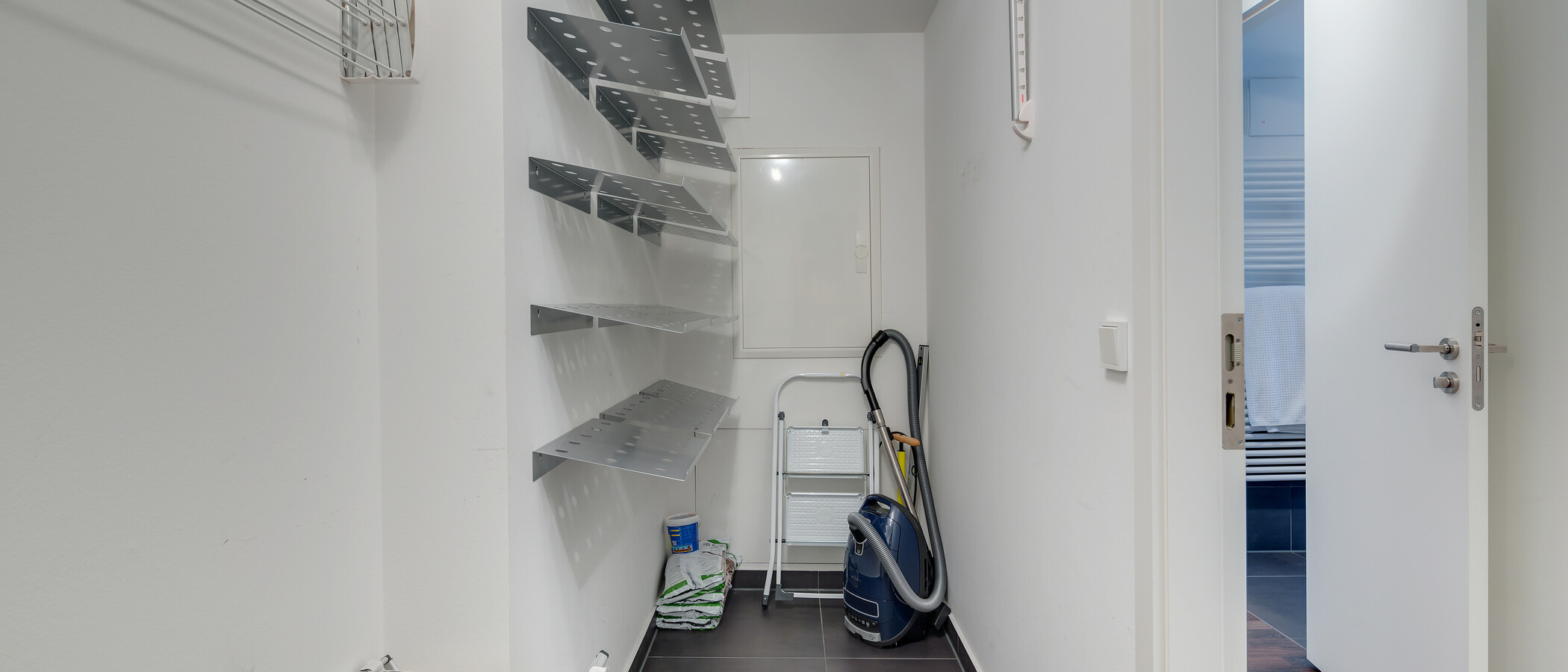 マンション München Maxvorstadt - Universitätsviertel 01 貯蔵室 10142