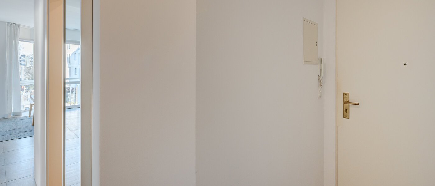 マンション München Ramersdorf 02 玄関入り口 10174