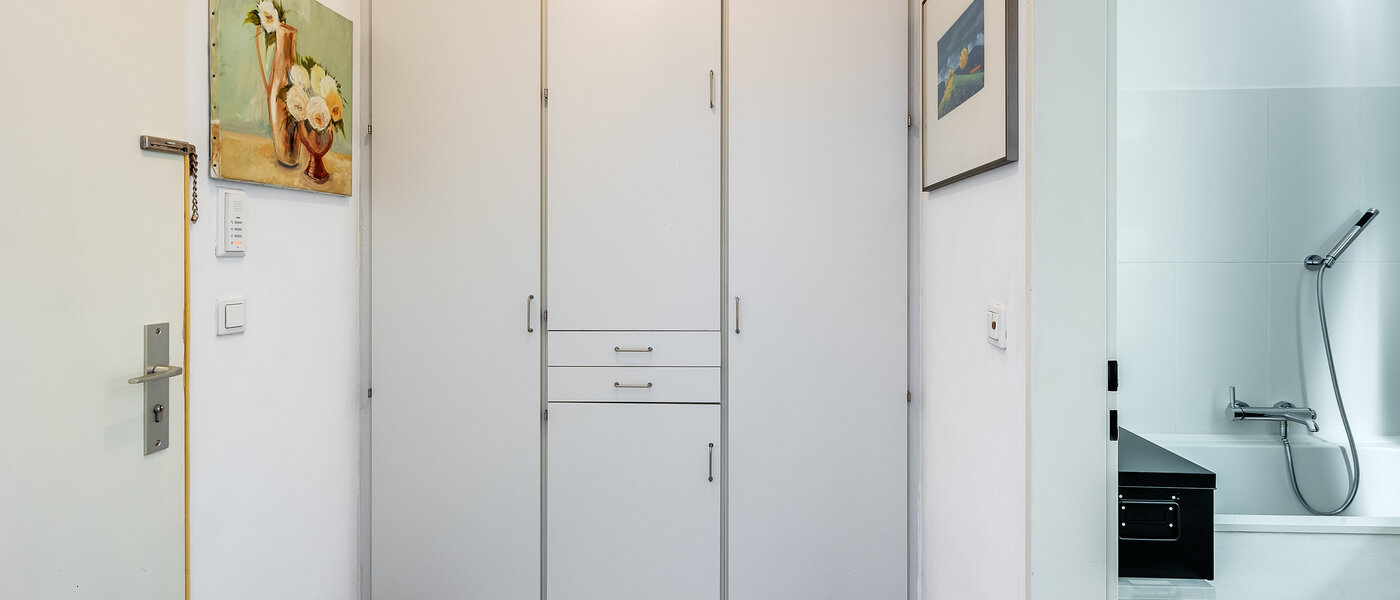 マンション München Schwabing-West (rund um den Hohenzollernplatz) 01 玄関入り口 10175