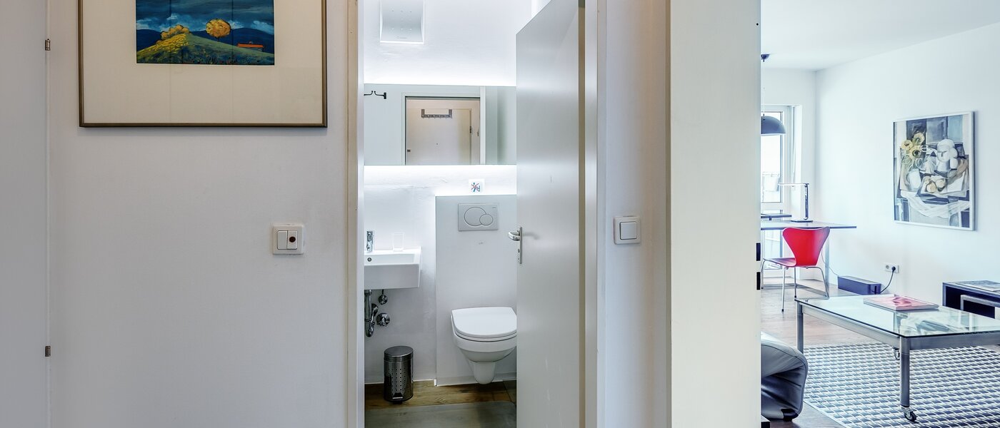 マンション München Schwabing-West (rund um den Hohenzollernplatz) 02 玄関入り口 10175