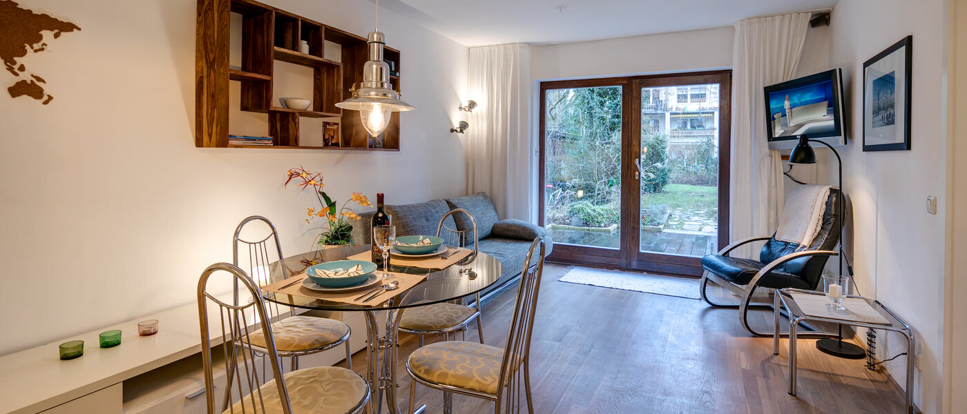 マンション München Nymphenburg-Gern 01 リビングルーム 10196