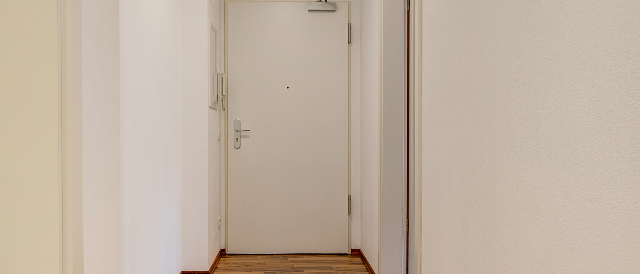 マンション München Parkstadt Schwabing 02 玄関入り口 10278