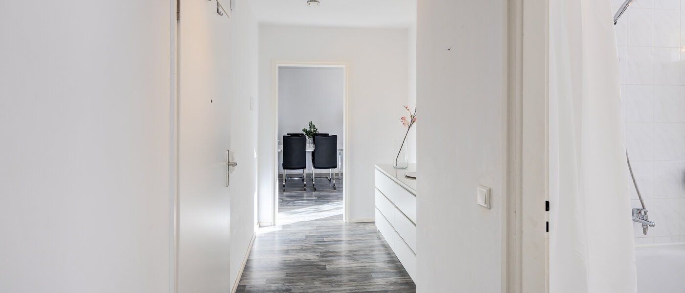 マンション München Obergiesing 02 玄関入り口 10300