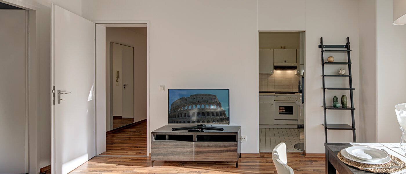 マンション München Oberföhring 04 リビングルーム 10330