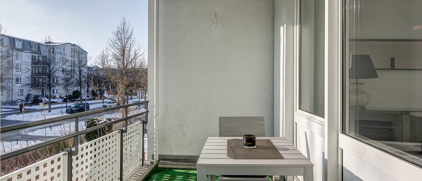 マンション München Oberföhring 01 ベランダ 10330