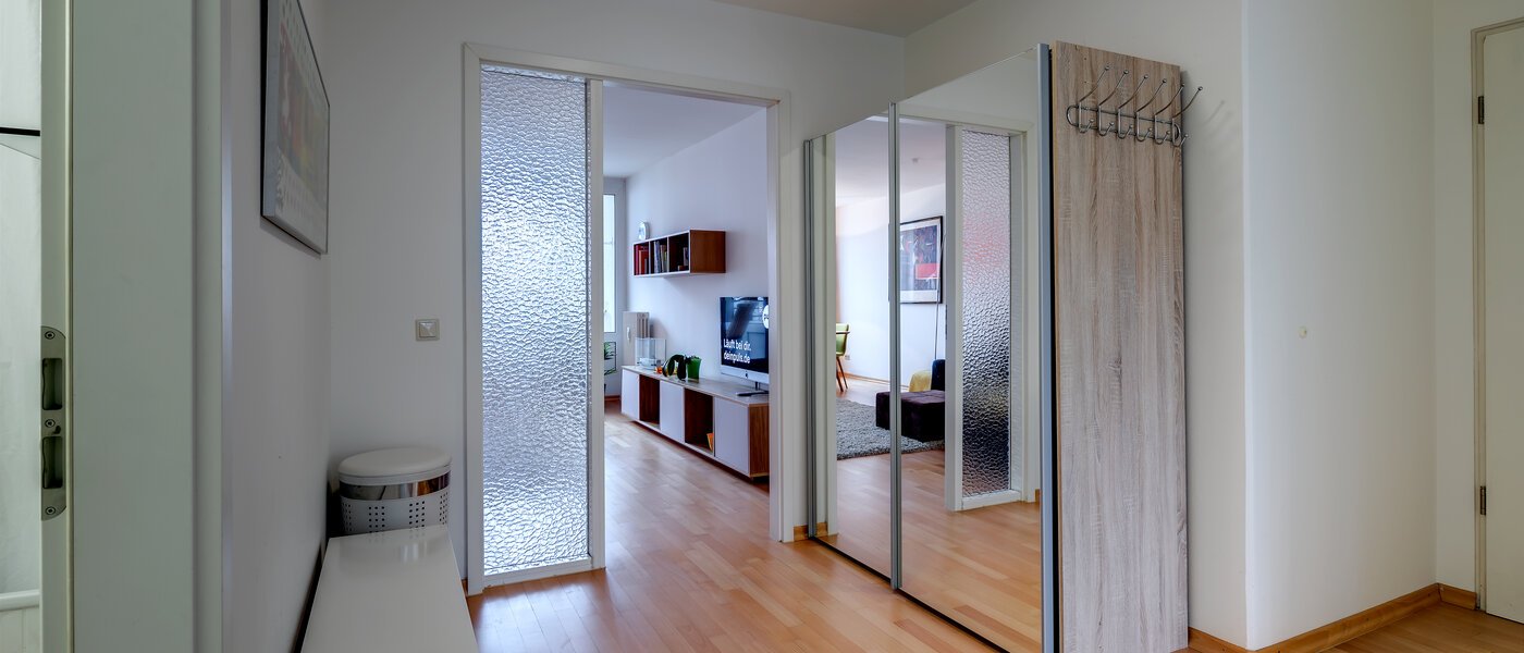 マンション München Haidhausen 02 玄関入り口 10345