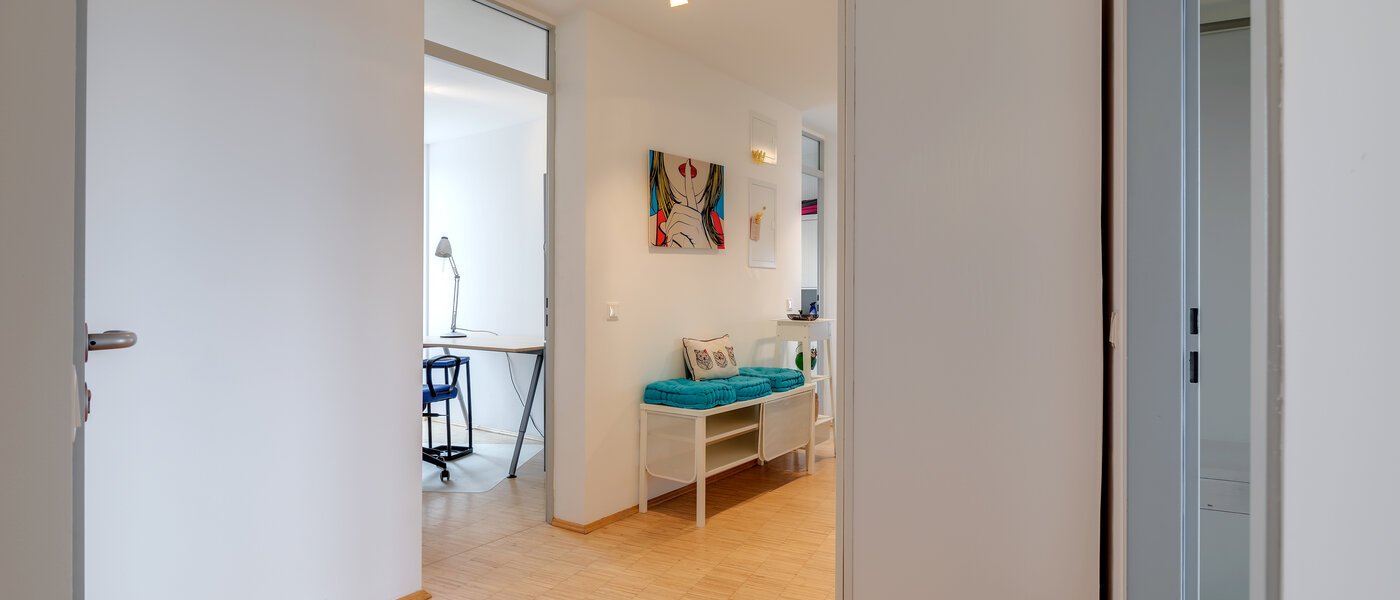 マンション München Obersendling 03 玄関入り口 10385