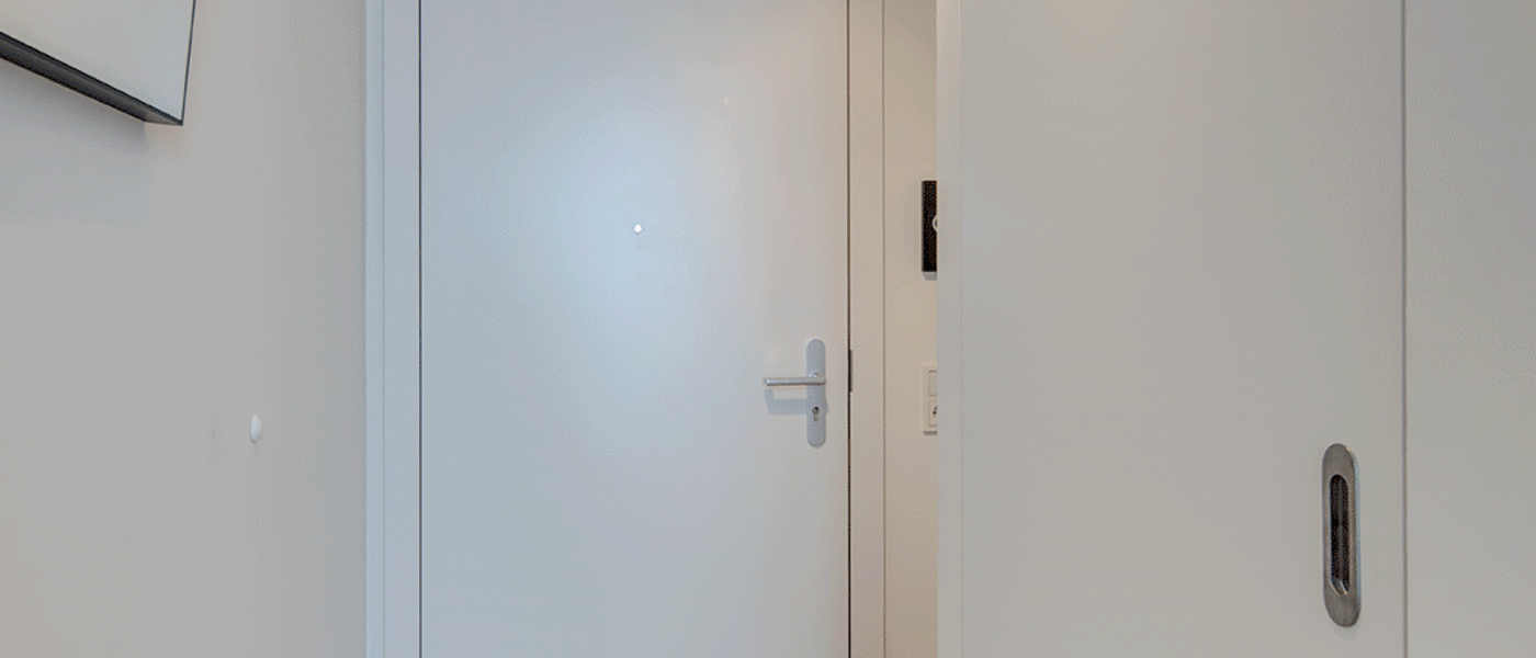 マンション München Nymphenburg 03 玄関入り口 10429