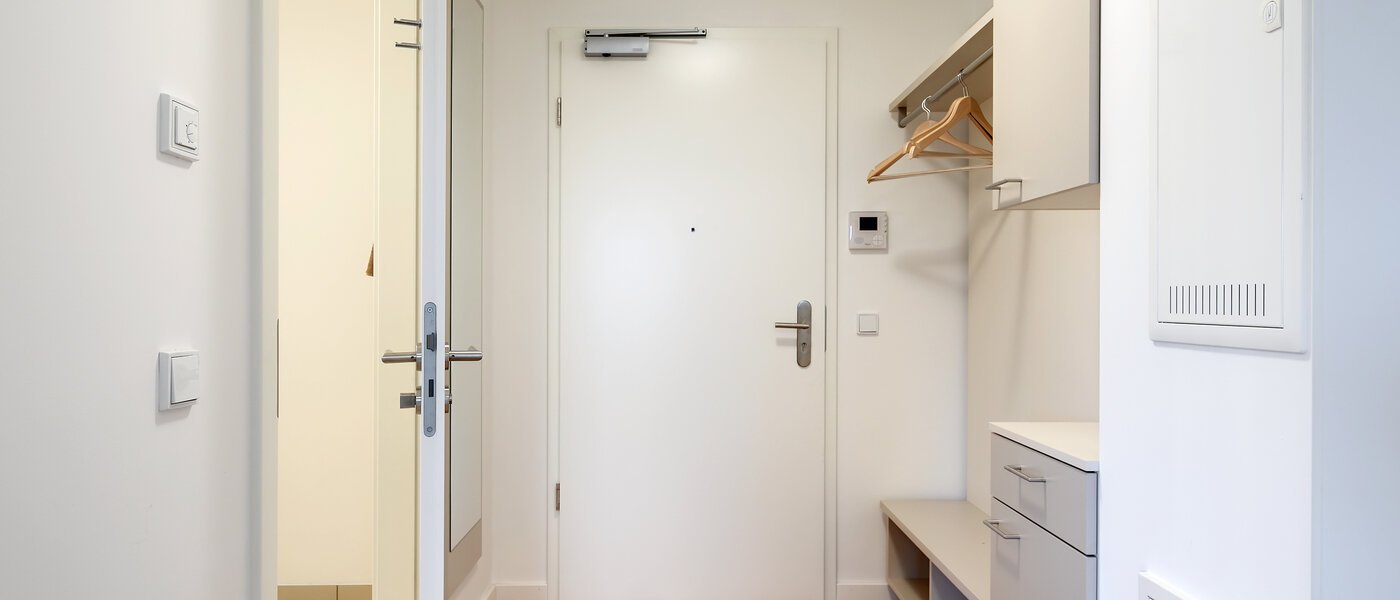 マンション München Am Hart 01 玄関入り口 10475