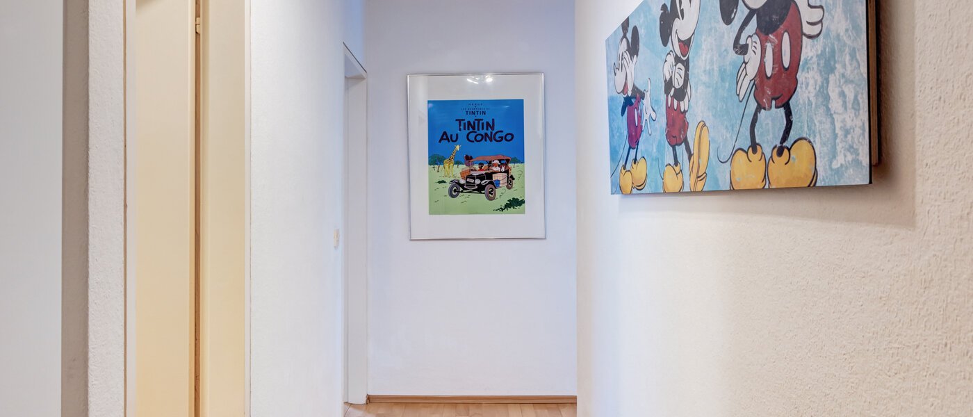 マンション München Sendling-Westpark 04 玄関入り口 10496