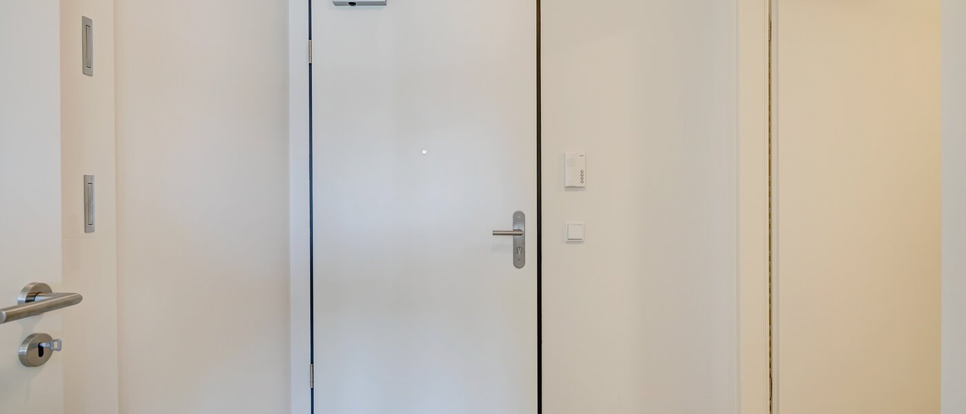 マンション München Altperlach 04 玄関入り口 10528