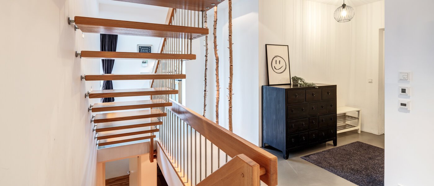 一戸建て Olching 05 玄関入り口 10562