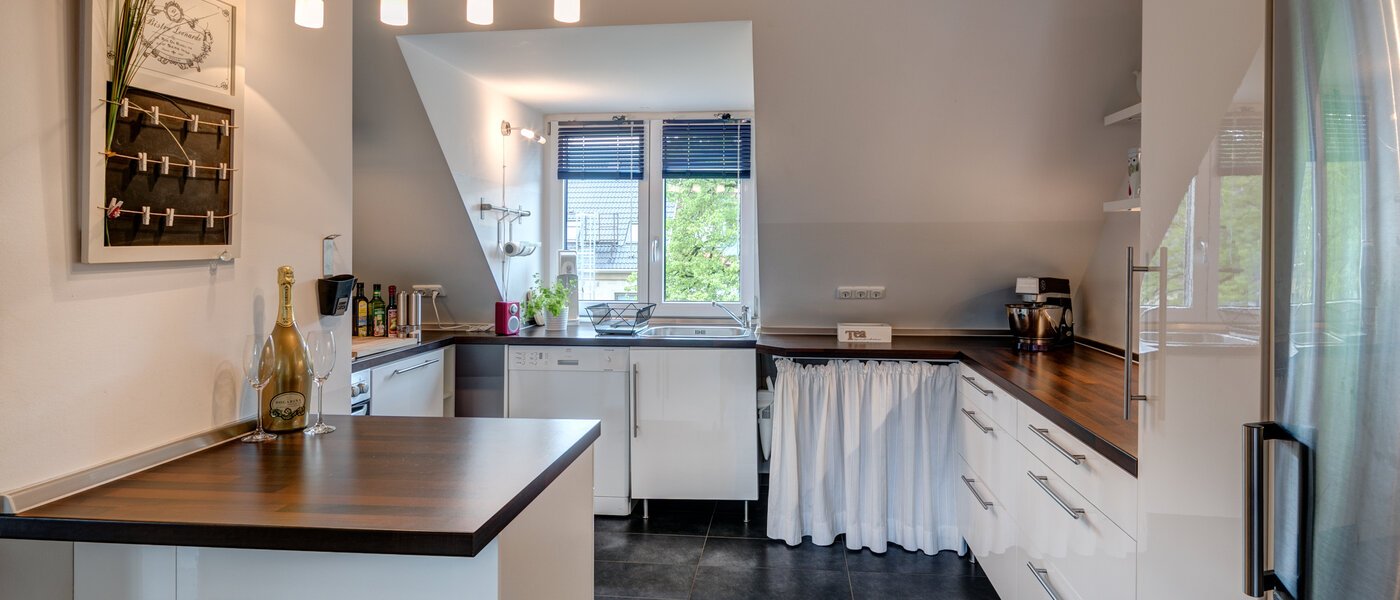 アティック・フラット（屋根裏） München Obersendling 04 キッチン 10566