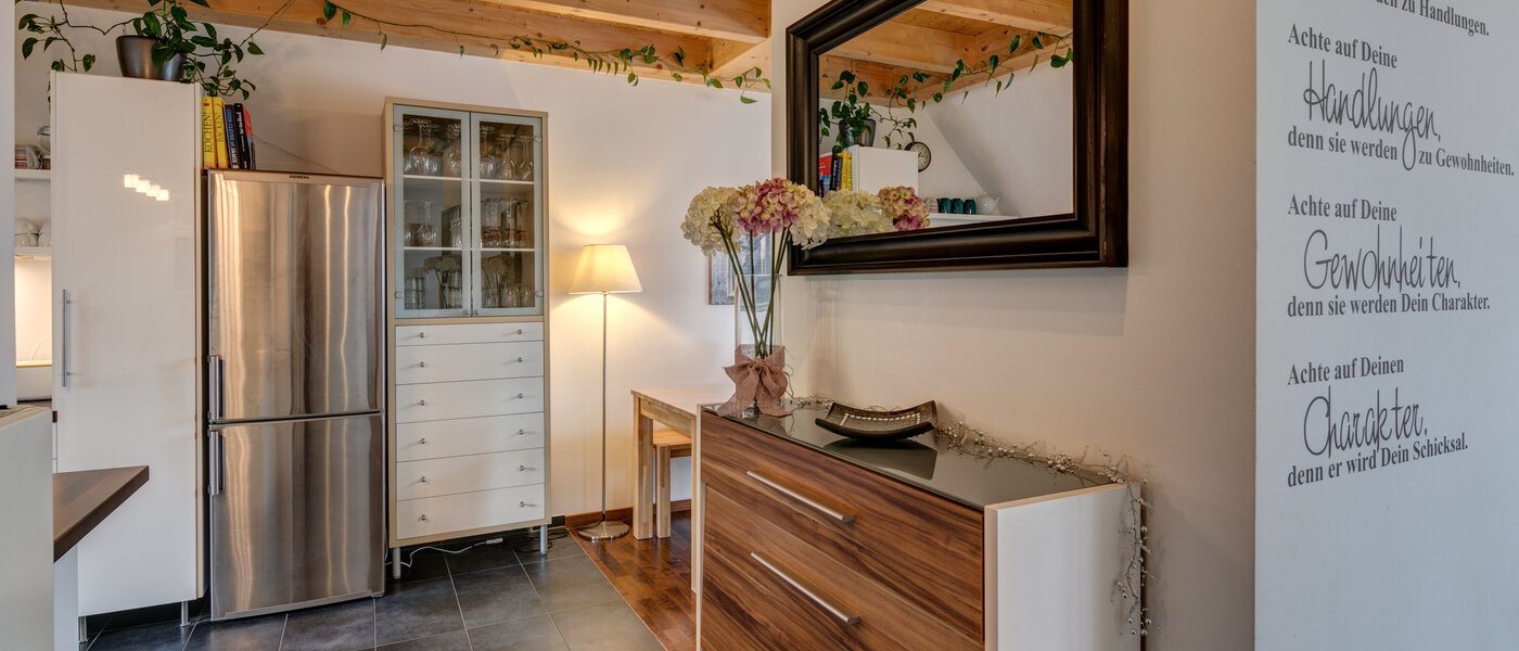 アティック・フラット（屋根裏） München Obersendling 01 玄関入り口 10566