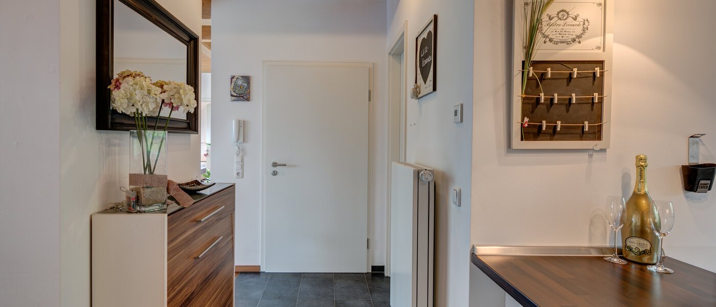 アティック・フラット（屋根裏） München Obersendling 02 玄関入り口 10566