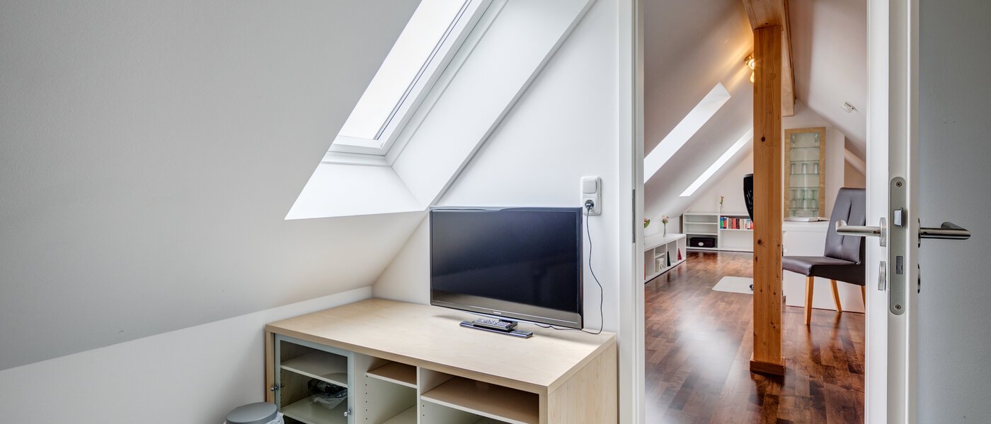 アティック・フラット（屋根裏） München Obersendling 03 ゲストルーム 10566