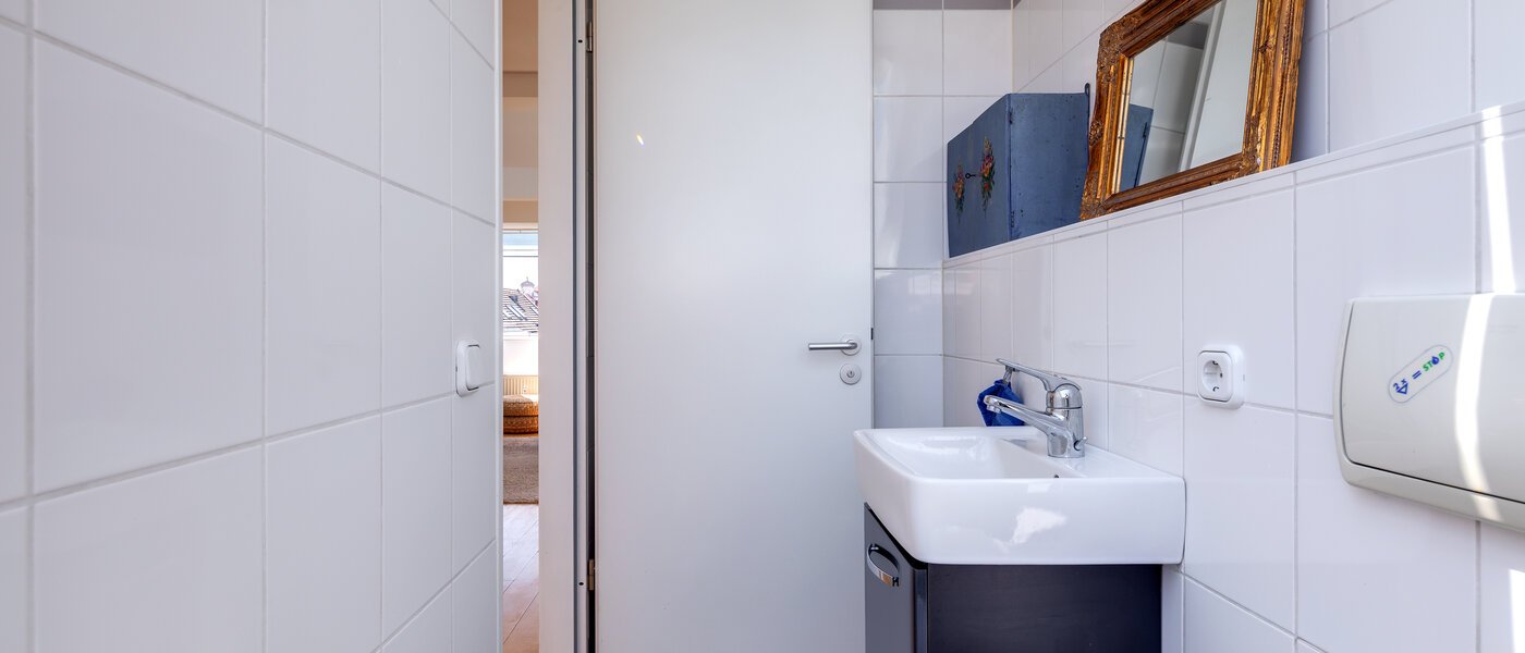 メゾネット・マンション（複数階にわたるマンション） München Sendling 02 ゲスト用 WC 10582