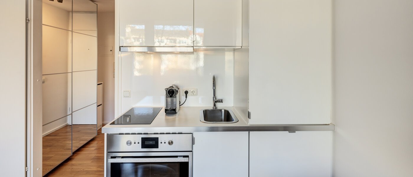 アパルトマン München Neuhausen 01 キッチン 10591