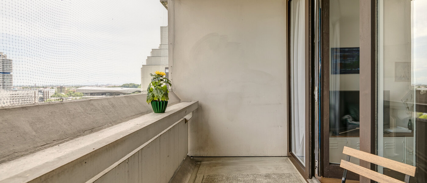 マンション München Olympiadorf 02 ベランダ 10605