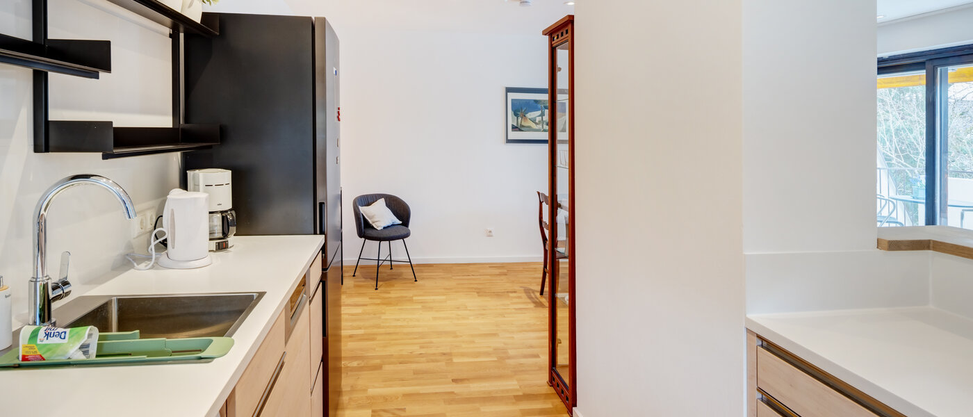 アティック・フラット（屋根裏） München Trudering 04 キッチン 10634