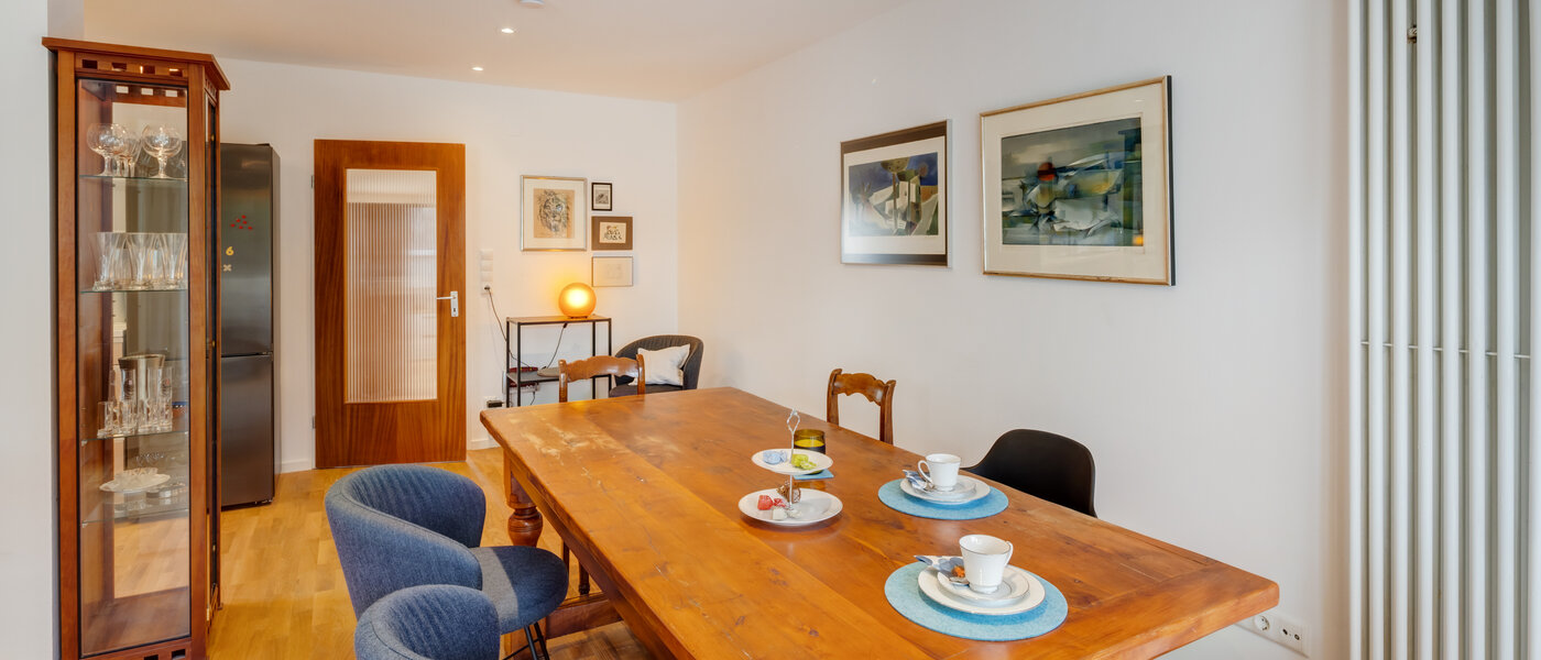 アティック・フラット（屋根裏） München Trudering 05 リビングエリア 10634