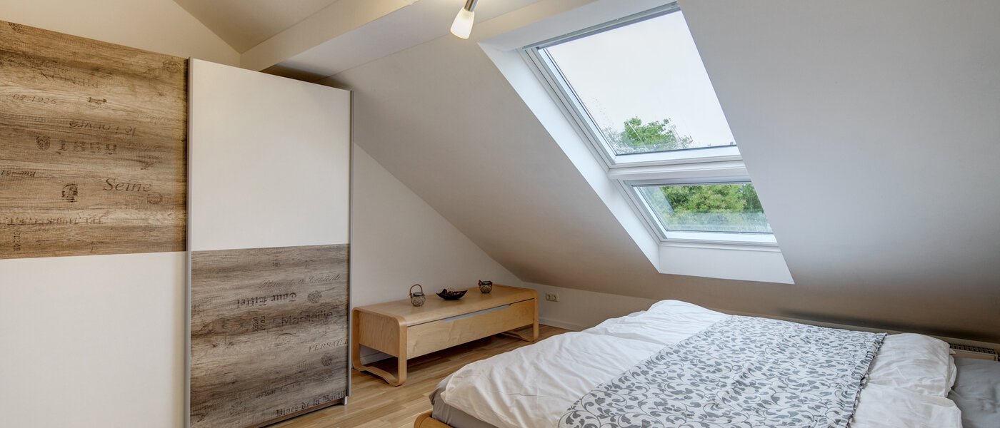 アティック・フラット（屋根裏） Eching 02 寝室 10655