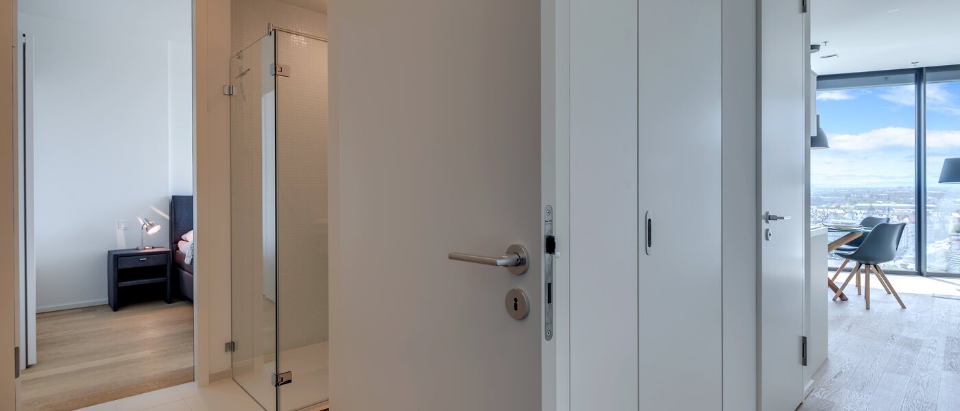 マンション München Nymphenburg 02 玄関入り口 10684