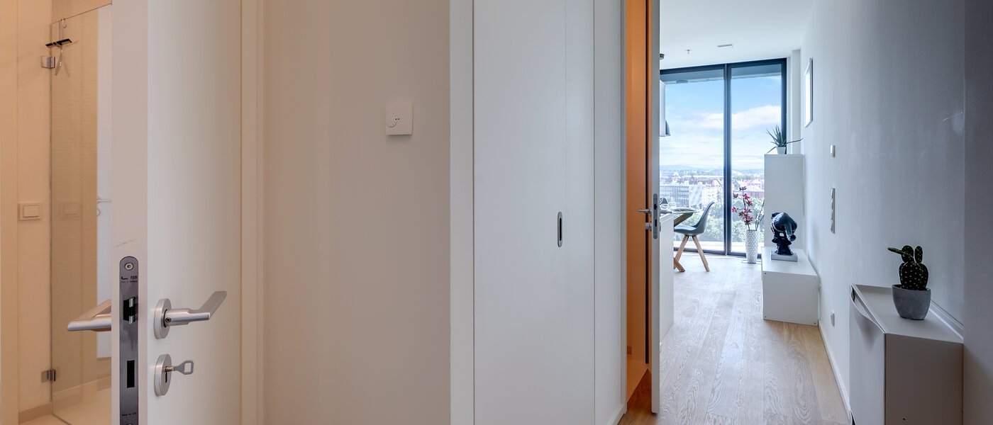 マンション München Nymphenburg 01 玄関入り口 10688