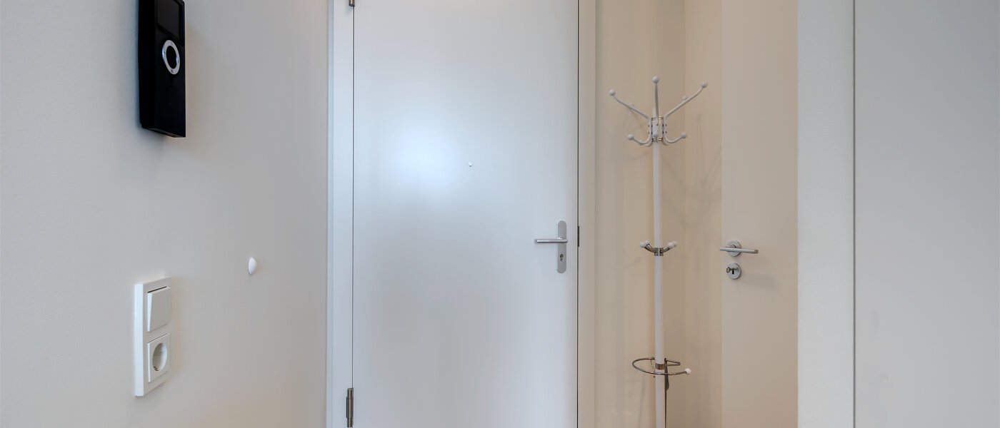 マンション München Nymphenburg 03 玄関入り口 10688